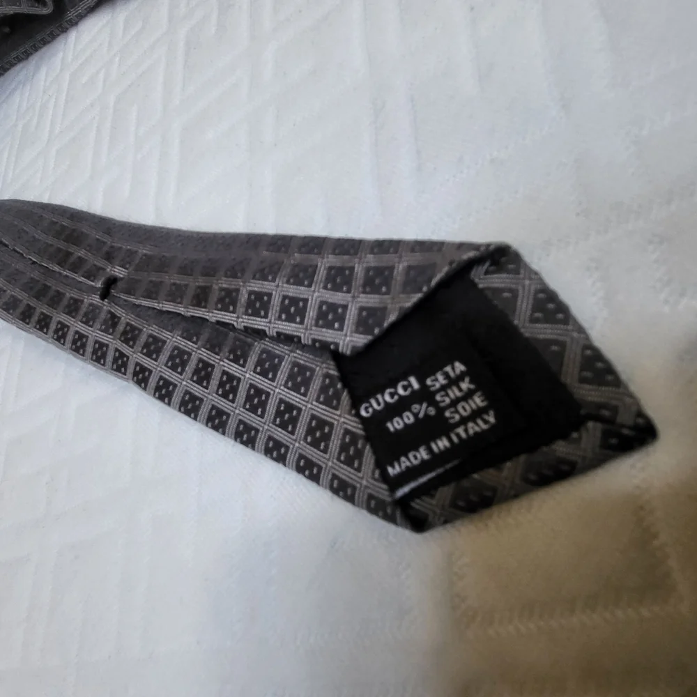 Gucci Gray Patterned Men's Tie
